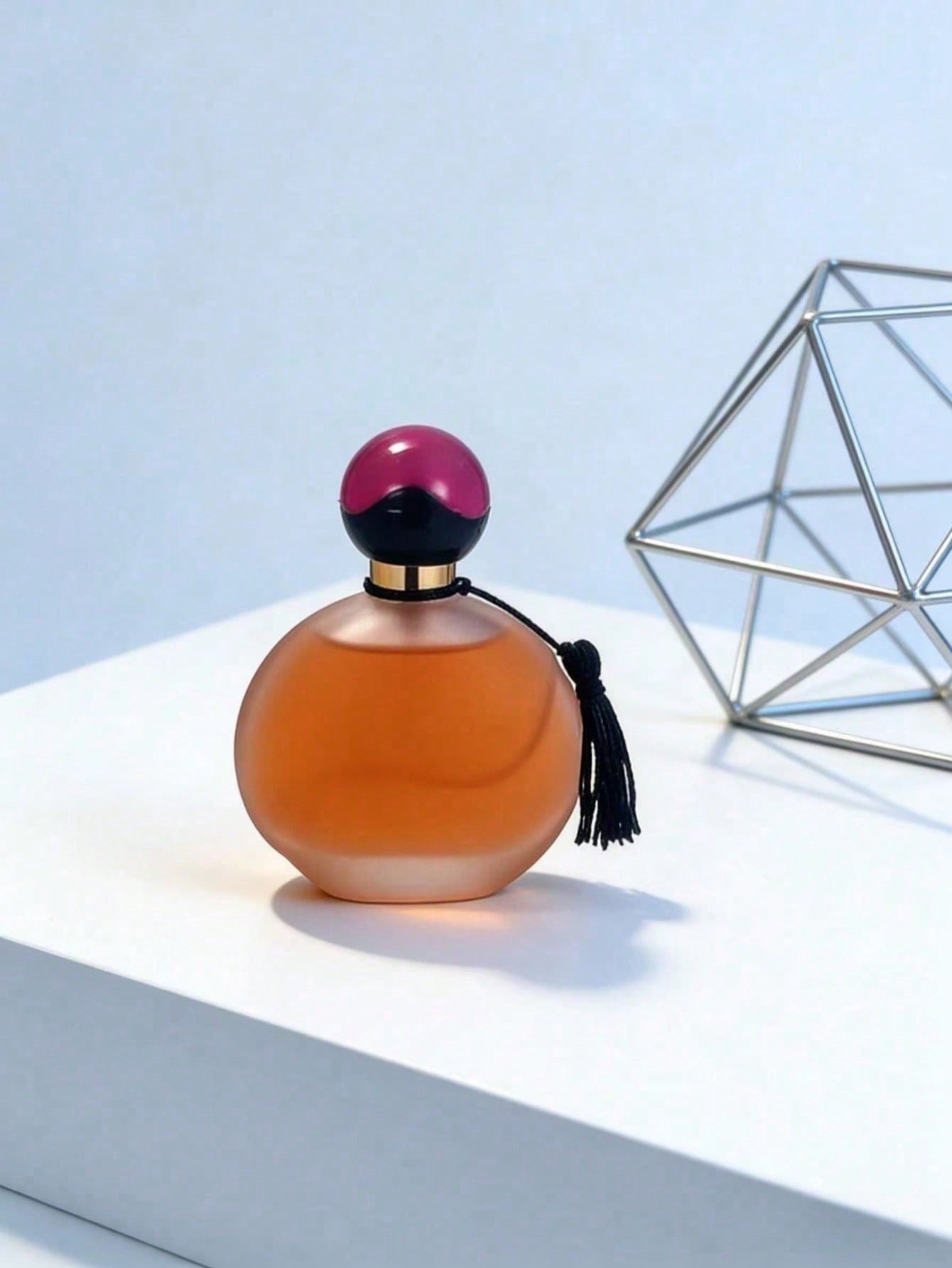 ヴィンテージタッセルラウンドキャップユニセックスオードパルフ - Perfume Fragrance Dupe のレビューと価格
