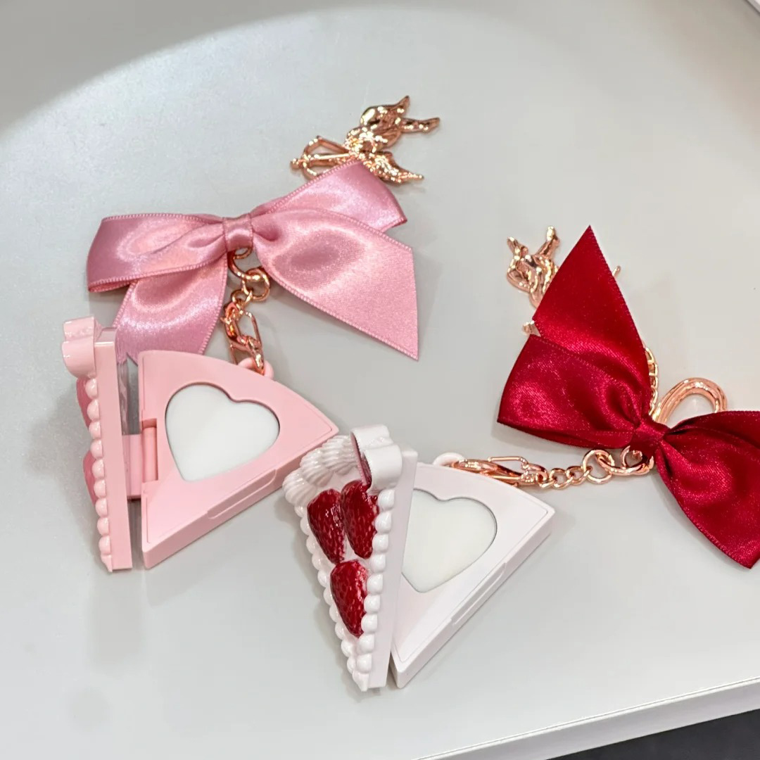フラワーノウズ ソリッドパフューム ストロベリーキューピッド - Perfume Fragrance Rose のレビューと価格