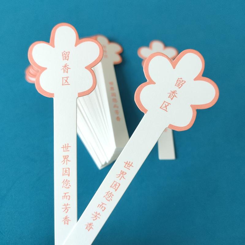 10 枚の花の形をした香水テストストリップ、空白の書き込みエ - Perfume Fragrance Shop のレビューと価格